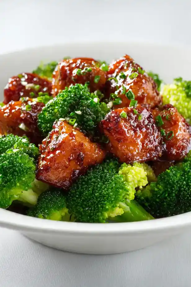 Broccoli & Honey Garlic Salmon Bites