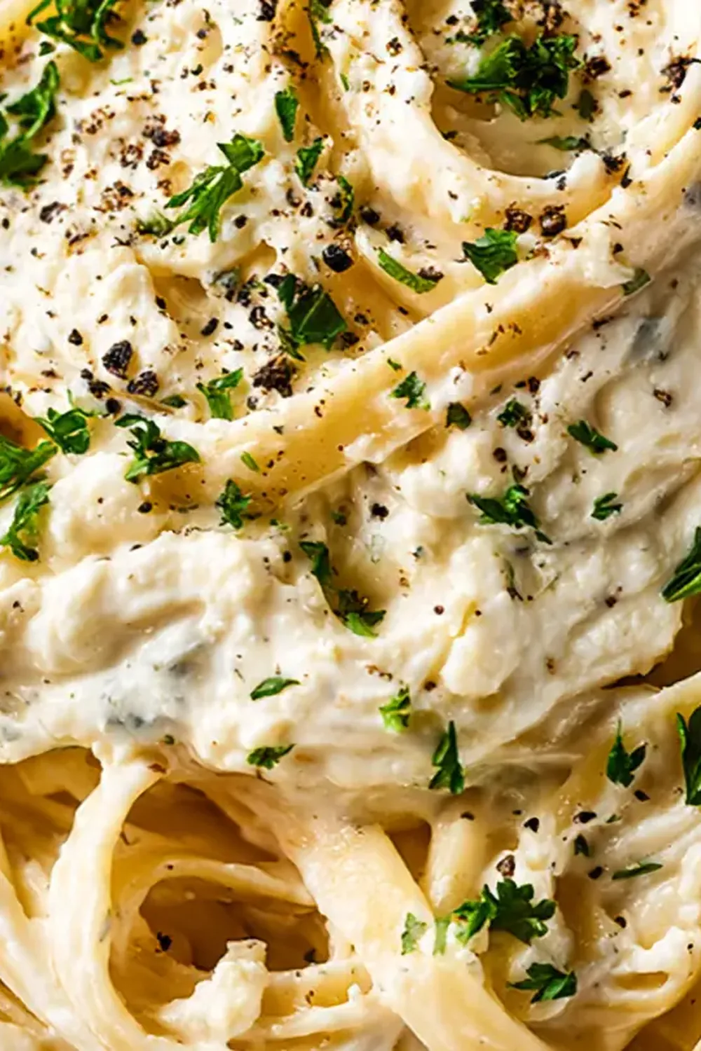 Cottage Cheese Alfredo Pasta (High-Protein & Creamy)